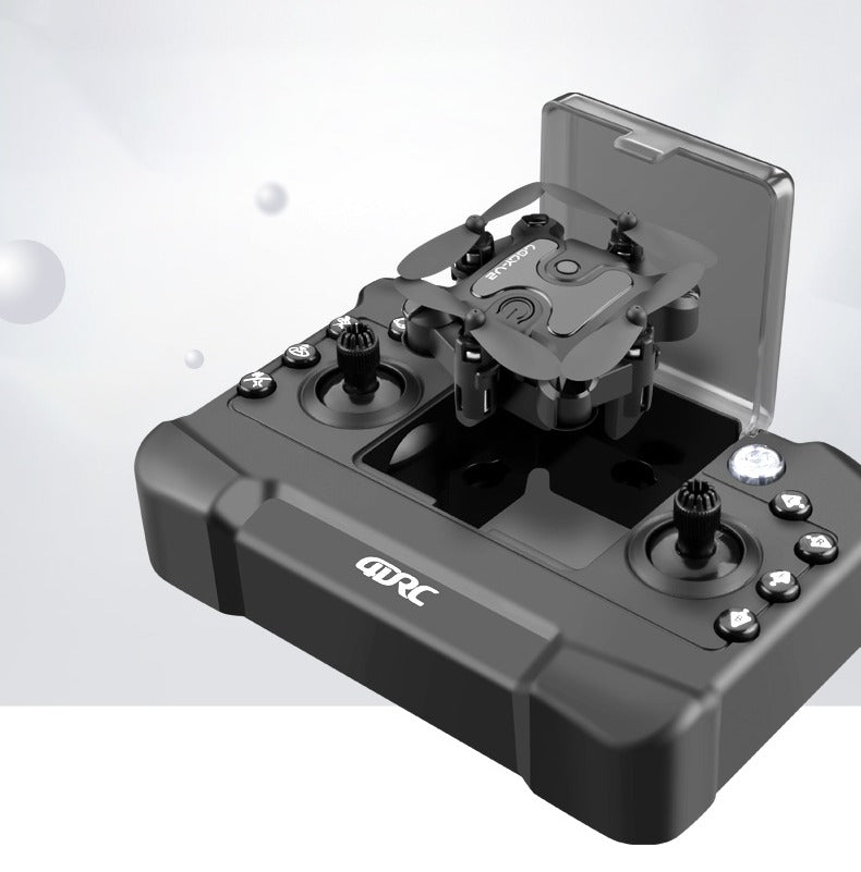 Mini dron Flygoo schowany w kontrolerze